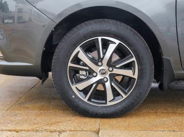 力帆汽車力帆650 EV