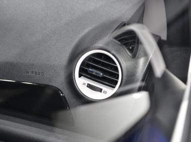 長(zhǎng)安汽車-長(zhǎng)安CS15EV