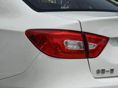 奔騰奔騰B30EV