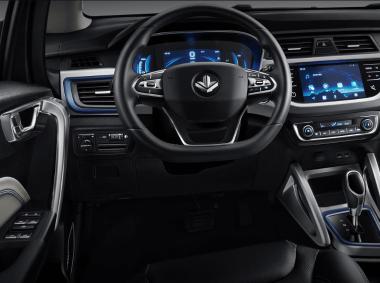 楓葉汽車楓葉30X