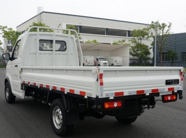 新吉奧汽車-新吉奧汽車-吉奧帥艦
