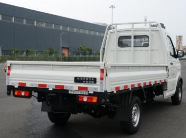 新吉奧汽車-新吉奧汽車-吉奧帥艦