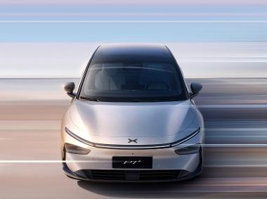 小鵬汽車-小鵬P7+