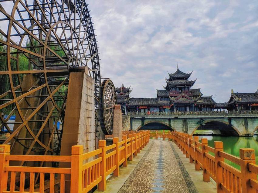 羅江太平廊橋