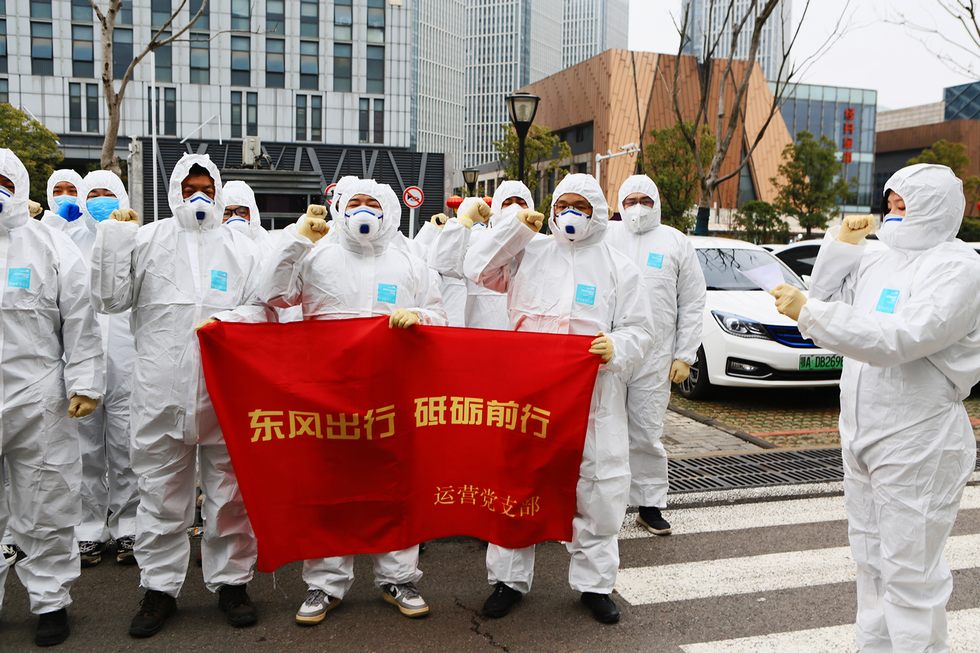 黨員干部“沉”下去 服務社區“實”起來