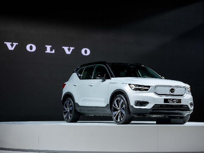 XC40對比奔馳eqc電動汽車市場的pk較量
