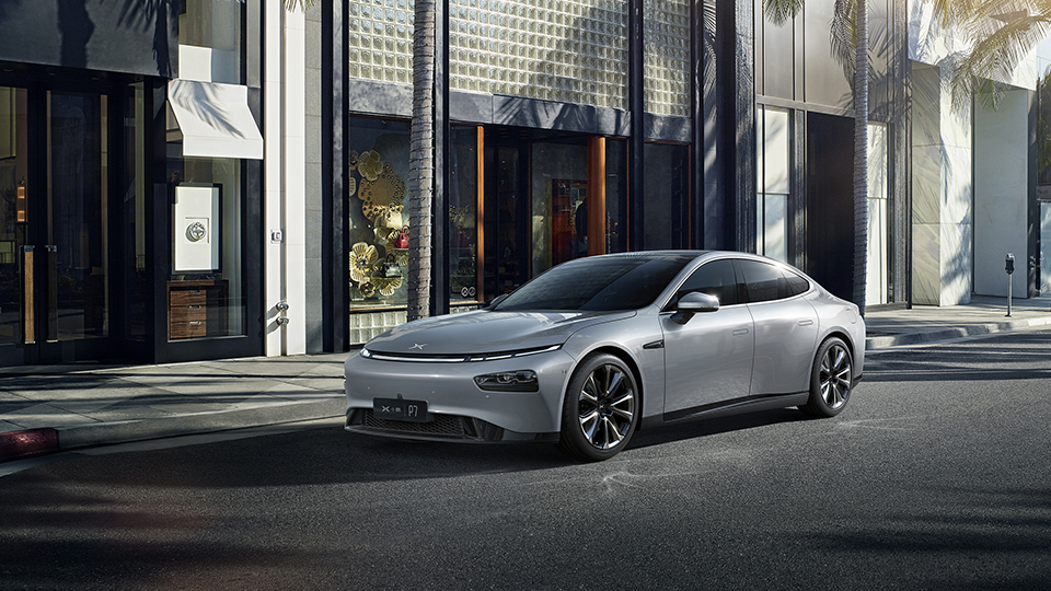 小鵬P7榮獲第八屆軒轅獎2021 “中國年度汽車”