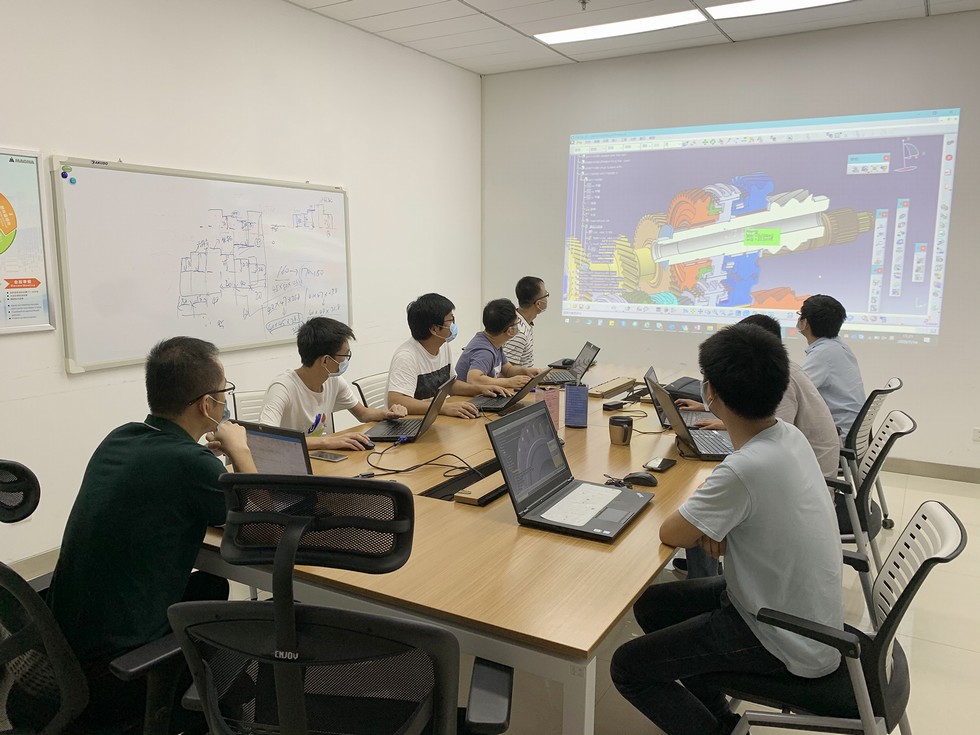6DCT270變速箱下線——東風格特拉克建成T4自主研發能力