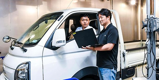 現(xiàn)代汽車開發(fā)出全球首個商用電動汽車性能控制系統(tǒng)