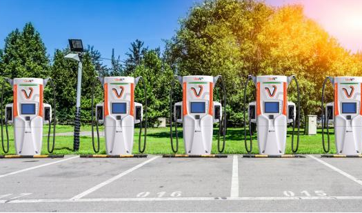 日本推出世界上最先進(jìn)的超快速電動(dòng)汽車充電器