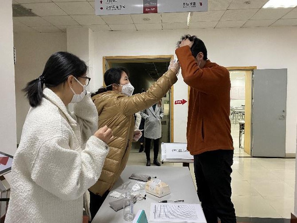 東風南方：一手抓疫情防控 一手抓經營自救