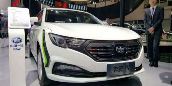 電動汽車奔騰充電多少錢一度？奔騰B30EV汽車介紹