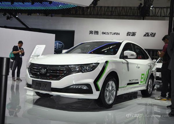 電動汽車奔騰充電多少錢一度？奔騰B30EV汽車介紹