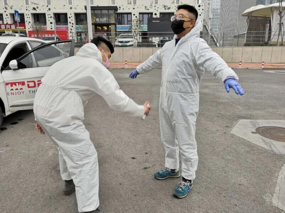 抗疫前線，"我"在服務隊的一天