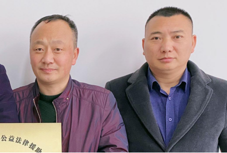 新能源車輛行業公益法律援助中心在常州掛牌成立