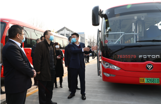 扎根首都模范區，共圓北京藍天夢——新一代歐輝新能源客車“列陣受閱”