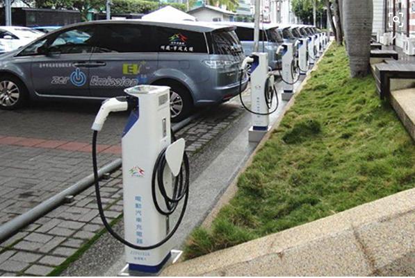 阜陽今年將擴建電動汽車充電樁！