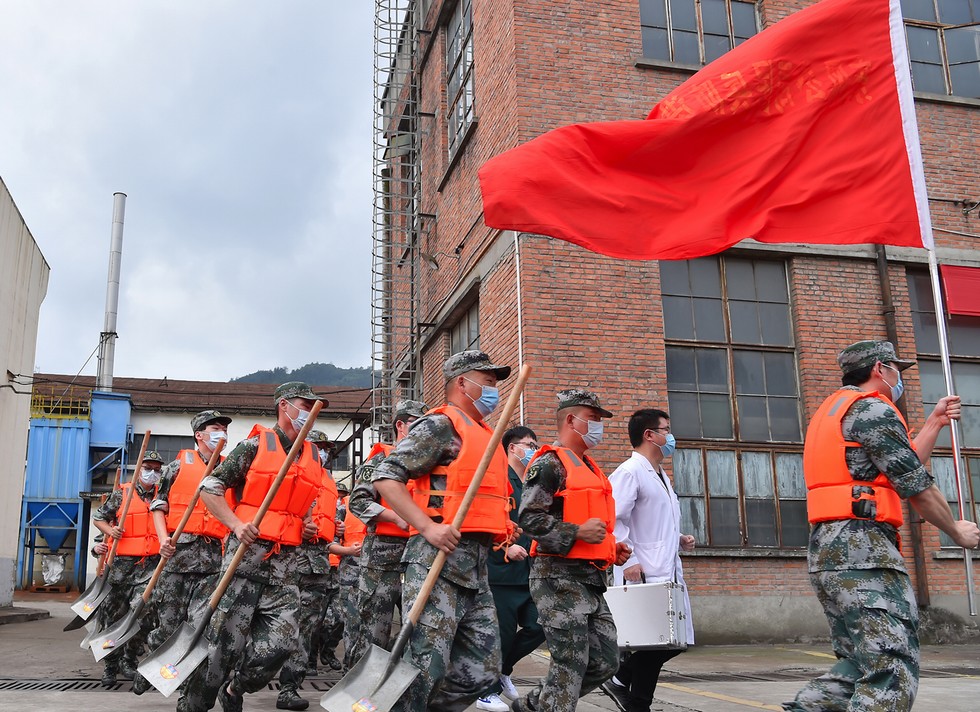 東風(fēng)公司十堰區(qū)域舉行2020年防洪搶險(xiǎn)實(shí)戰(zhàn)演練