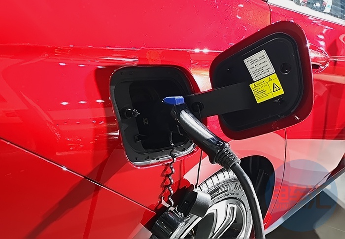 美國6月純電動汽車行駛里程,價格排名