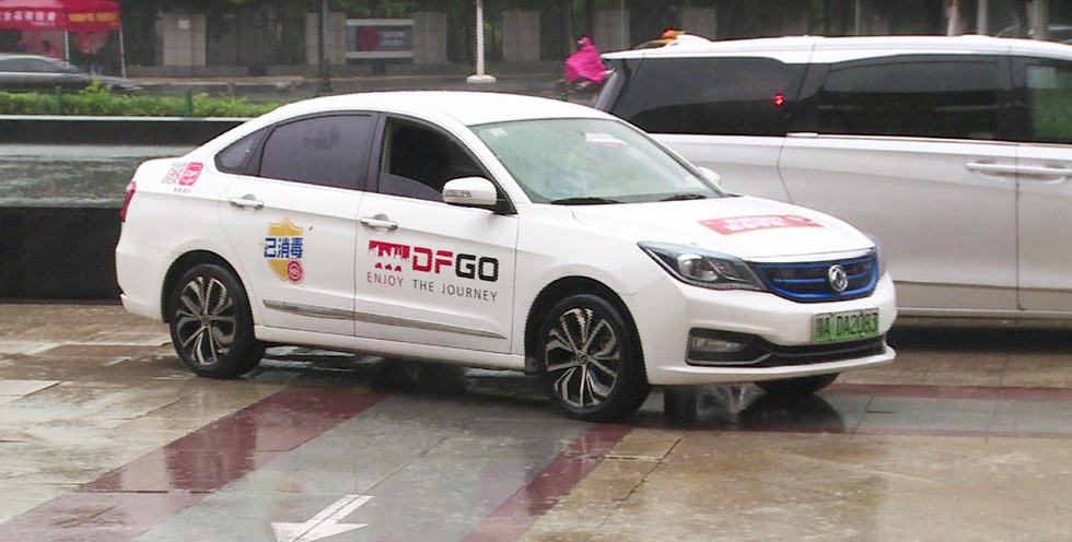 東風愛心送考車隊為廣大考生保駕護航