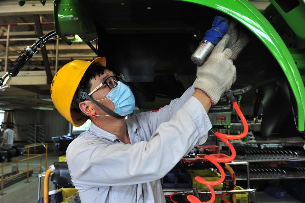 東風股份輕型商用車：戰高溫 保交付
