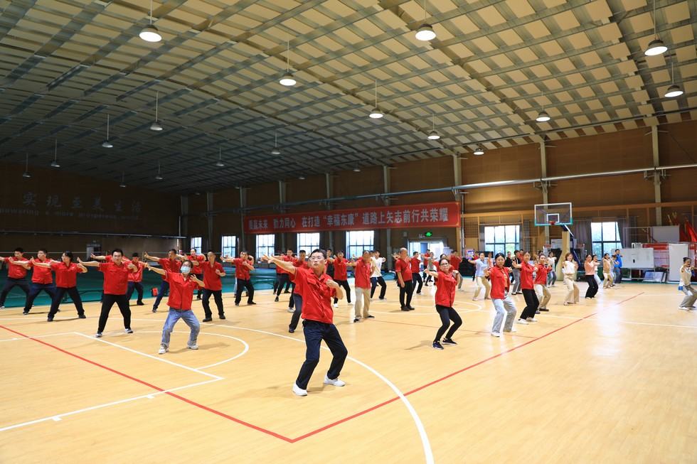 東風康明斯：健體抗疫
