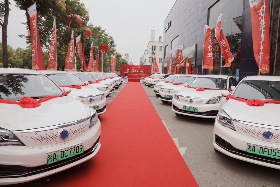 500輛富康ES500新能源車交付T3出行