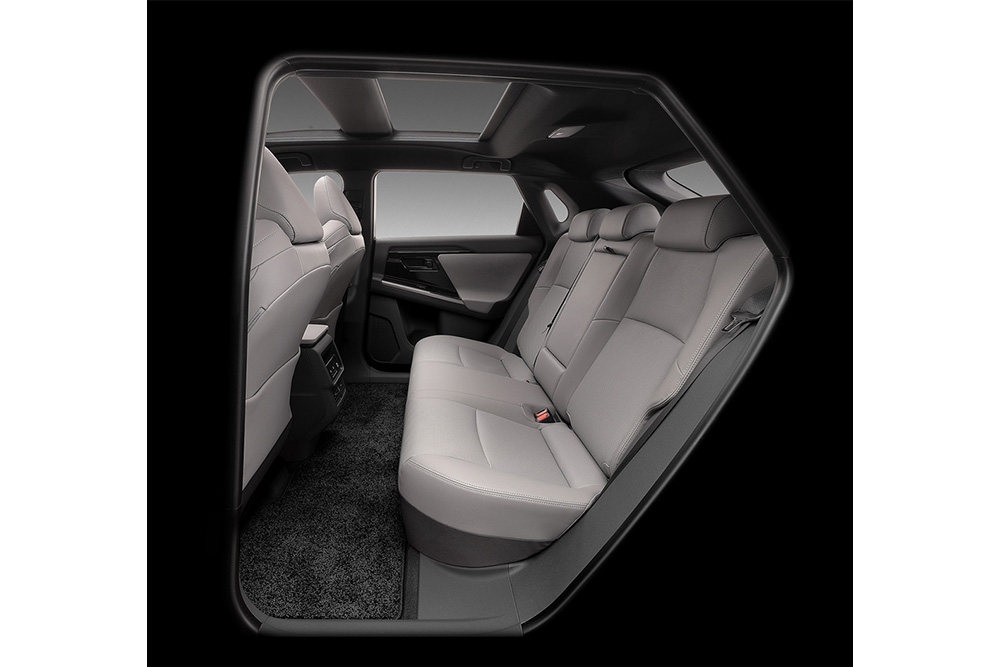 TOYOTA bZ純電動專屬系列首款車型bZ4X揭開神秘面紗，盡顯別樣自由