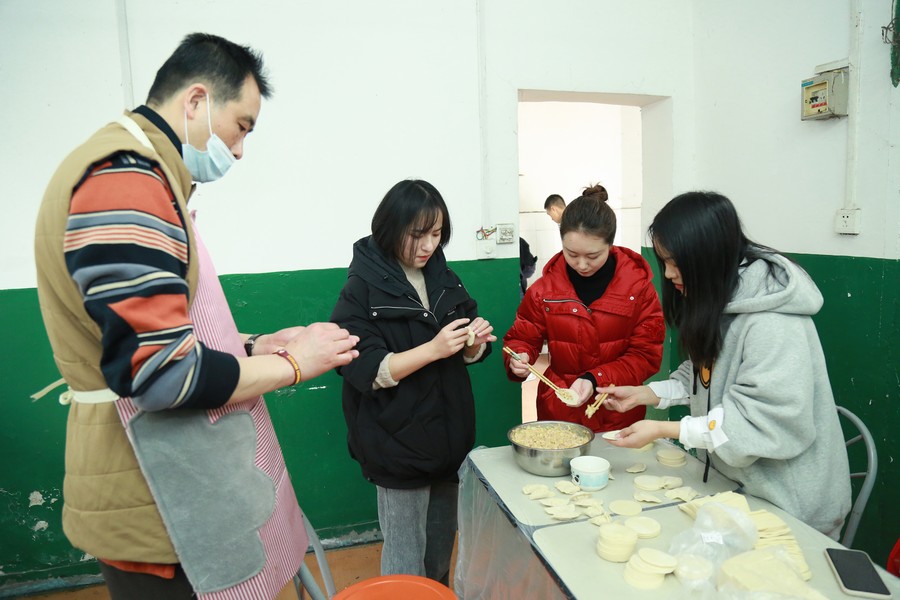 把實事辦到員工心坎上
