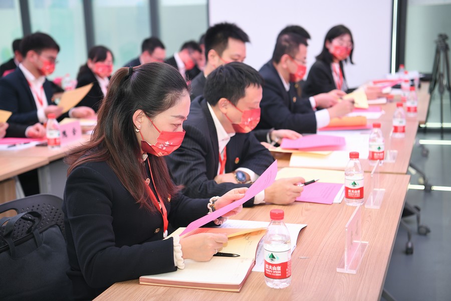 中國共產黨東風汽車集團有限公司技術中心第八次黨員代表大會召開