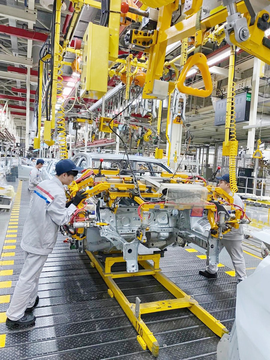 神龍公司：年終沖刺 激戰正酣