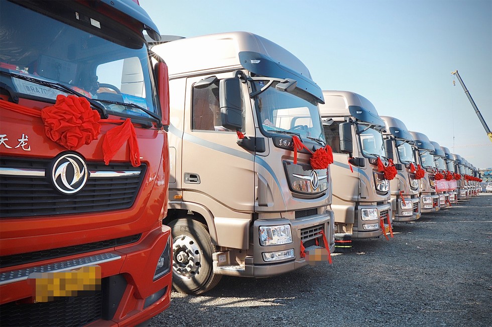 東風商用車：雙線促營銷 開局就爭先