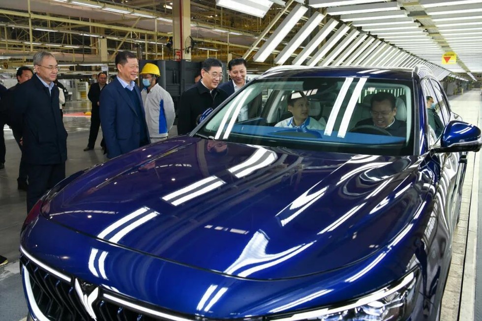 武漢市委副書記、市長程用文調(diào)研嵐圖汽車和東風(fēng)云峰項目