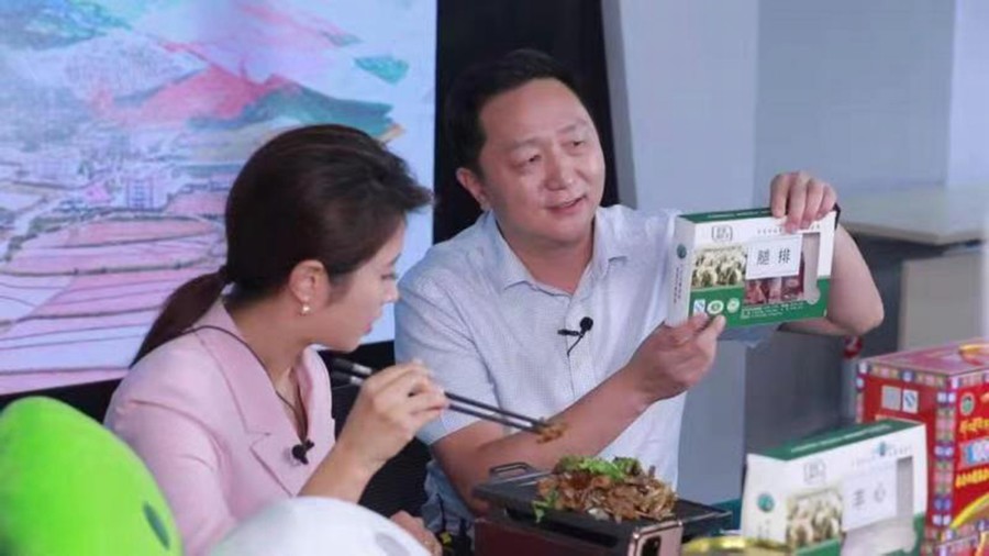 ?【我是黨員 我在東風(fēng)】劉鵬：汗灑脫貧路 再苦再累也值得