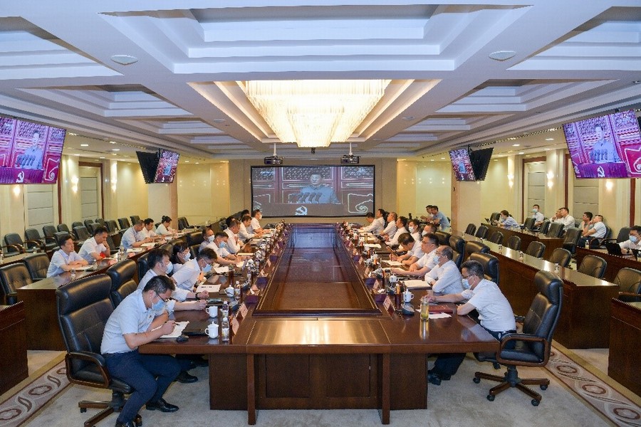 東風公司干部職工積極收聽收看慶祝中國共產黨成立100周年大會