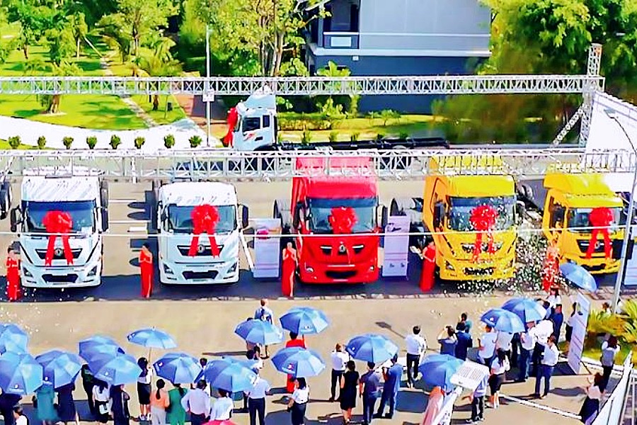 東風(fēng)卡車新品越南上市