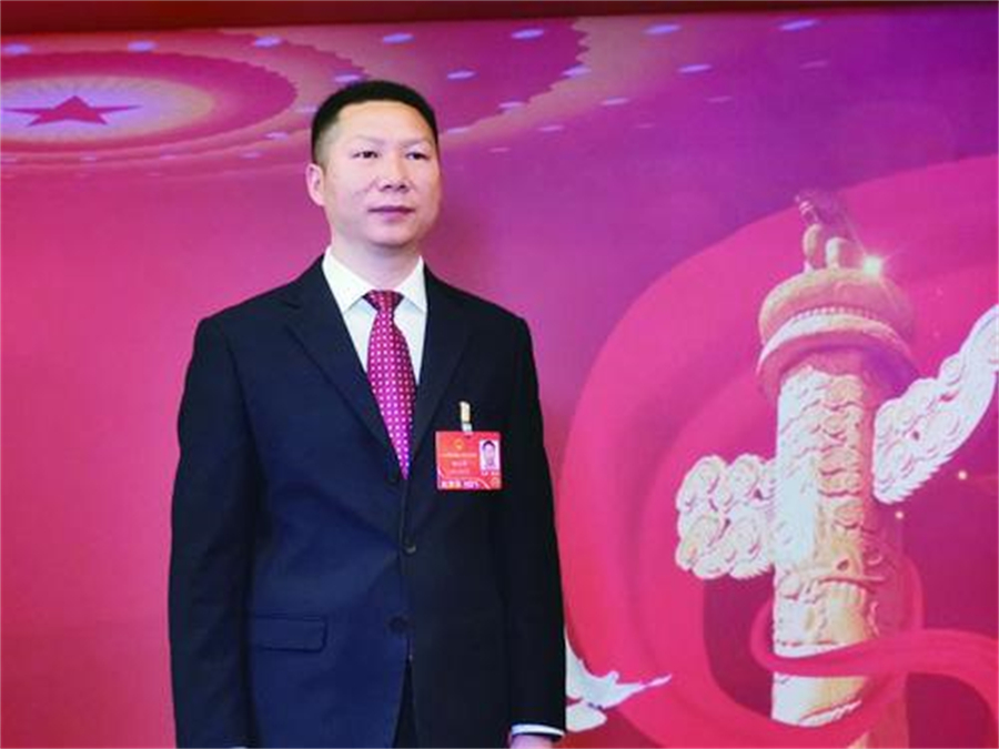 在履職盡責中成長
