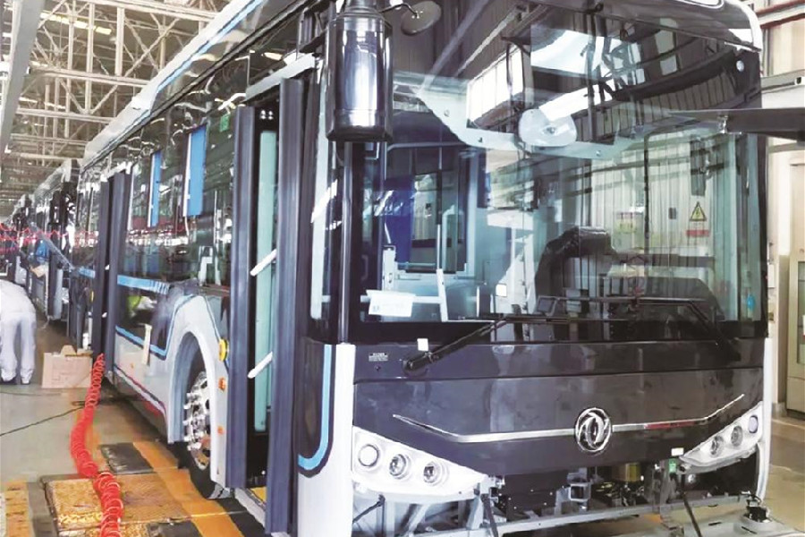 東風股份獲550輛天翼純電公交車訂單