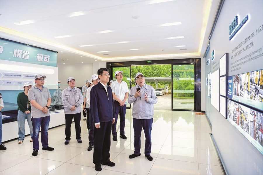 中央主題教育第四十六指導組深入東風公司武漢基地調研指導