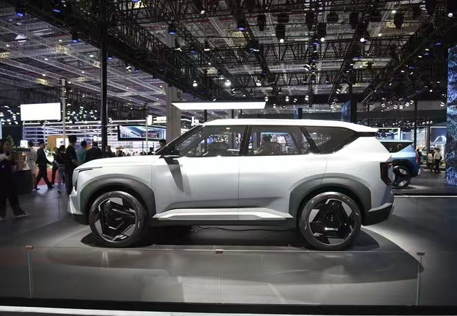 起亞EV6與國產EV5成都車展亮相電動汽車市場再添新選擇