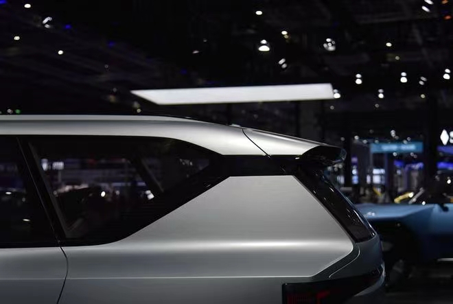 起亞EV6與國產EV5成都車展亮相電動汽車市場再添新選擇