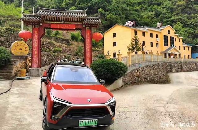 蔚來，“蔚三萬”撐起的一個互聯網車企