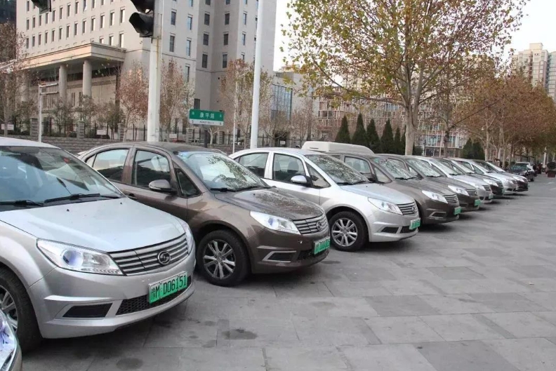 河南速達純電動汽車省直單位試乘試駕活動座談會成功舉辦