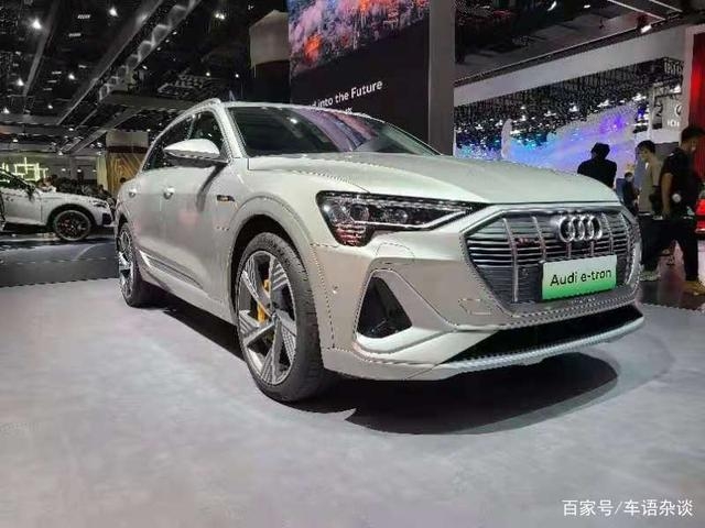 廣州車展上的進口電動汽車，400多馬力，續(xù)航近500KM的奧迪e-tron