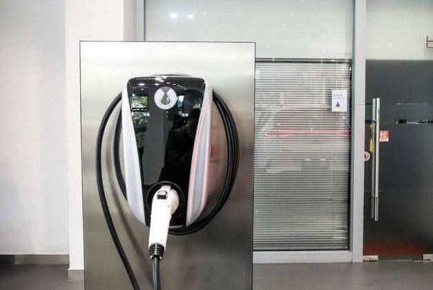 純電動汽車快充和慢充一般需要多長時間充滿？