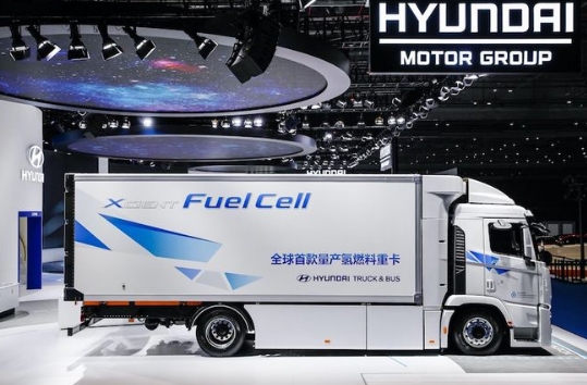 現代汽車發布純電品牌"艾尼氪"首款車型明年亮相