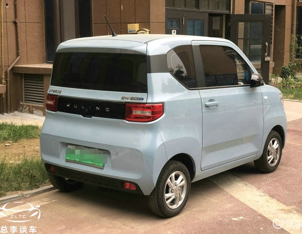 五菱電動車憑什么月銷過萬？這款車真的能顛覆老年代步車嗎？