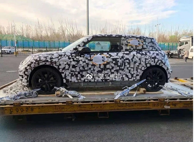 國產MINI純電動車來了疑似光束首款車諜照曝光