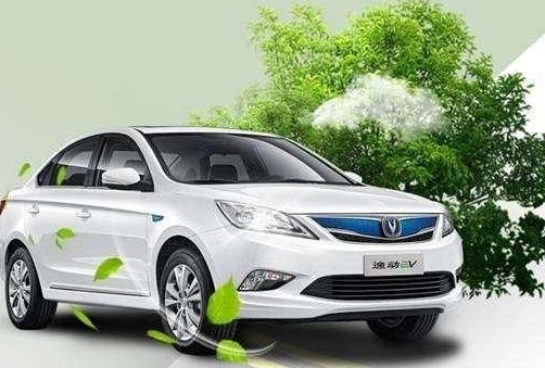 趕鴨子上架，不想買電動車？燃油車都快不賣了