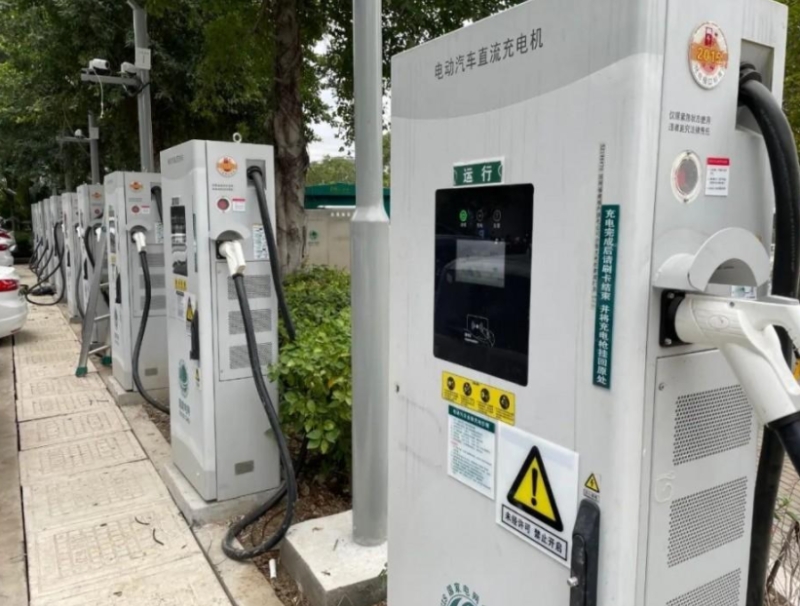 福州高新區(qū)建成186個(gè)電動(dòng)汽車充電樁